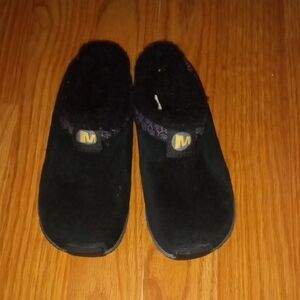 NWOT Merrell Black Slip-On Shoes